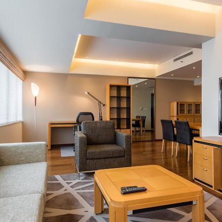 Shanghai Centre Serviced Apartment Екстериор снимка