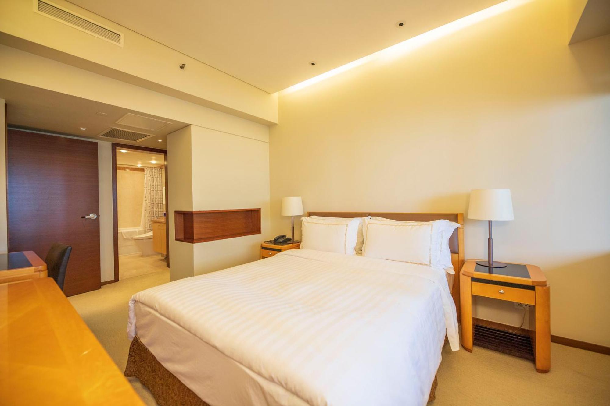 Shanghai Centre Serviced Apartment Екстериор снимка
