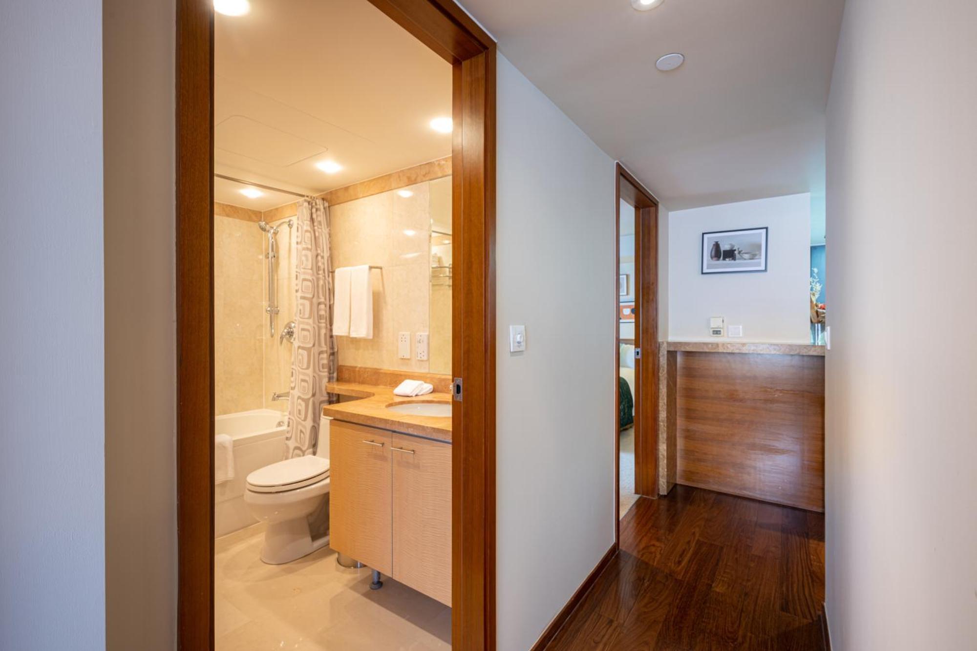 Shanghai Centre Serviced Apartment Екстериор снимка