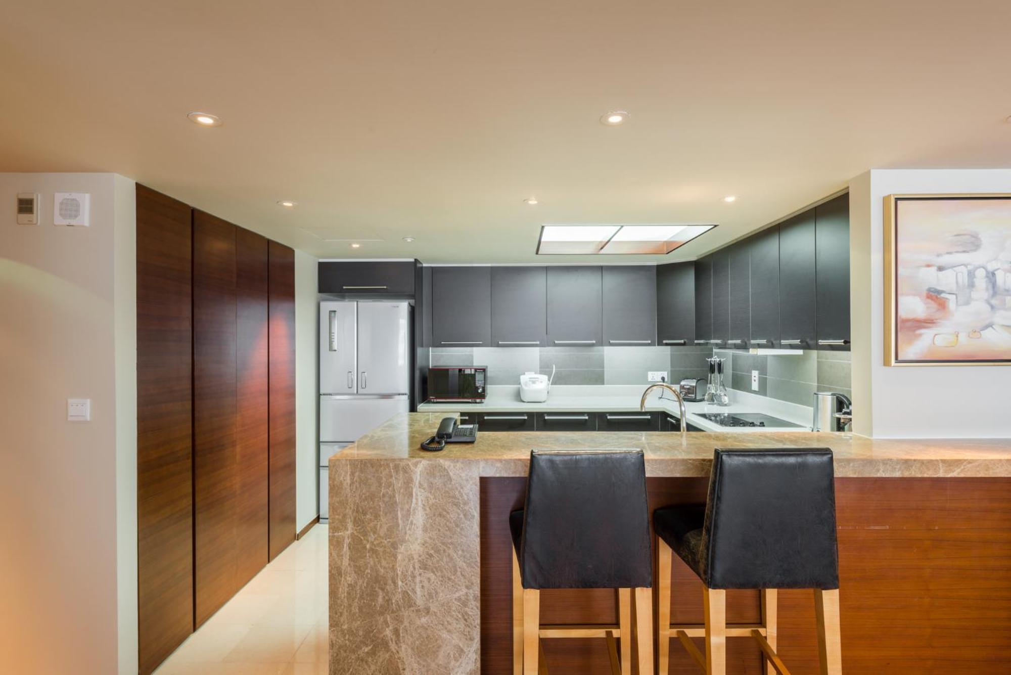 Shanghai Centre Serviced Apartment Екстериор снимка
