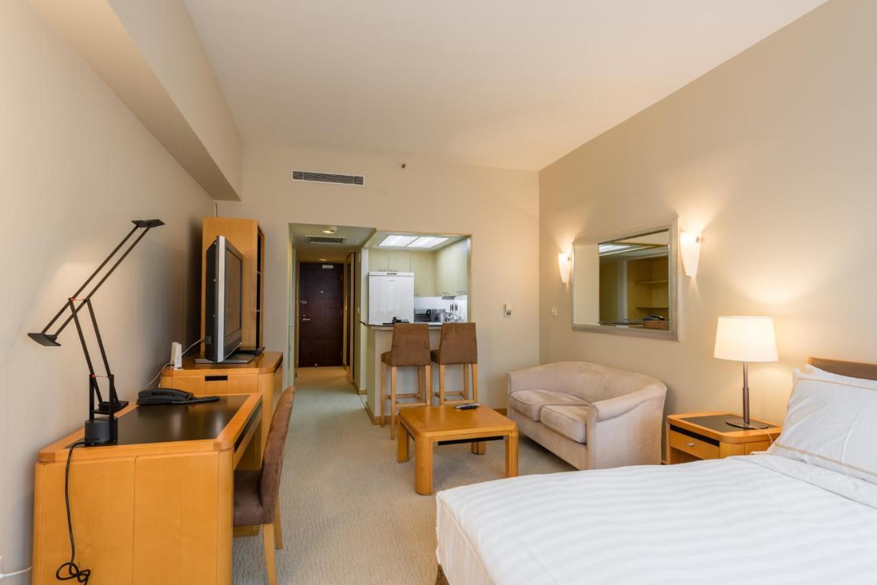 Shanghai Centre Serviced Apartment Екстериор снимка